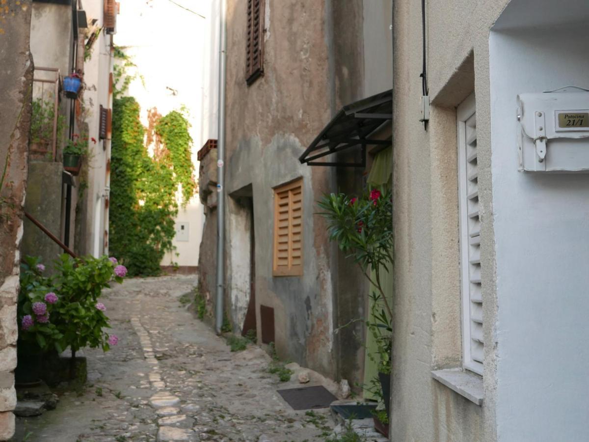 Potocina 21 Διαμέρισμα Vrbnik Εξωτερικό φωτογραφία