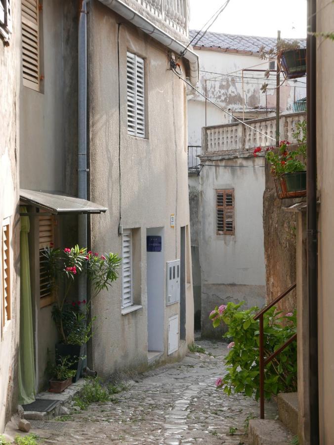 Potocina 21 Διαμέρισμα Vrbnik Εξωτερικό φωτογραφία